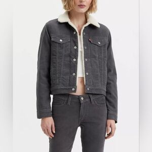 NWT Levi's Sherpa Trucker Jacket